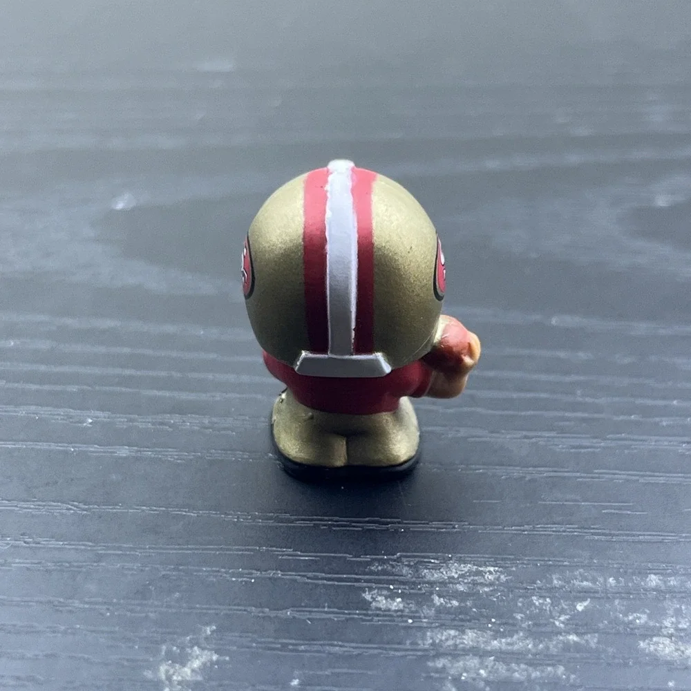TeenyMates‎ Legends Series San Francisco 49ers NFL Mini Figure Party Animal